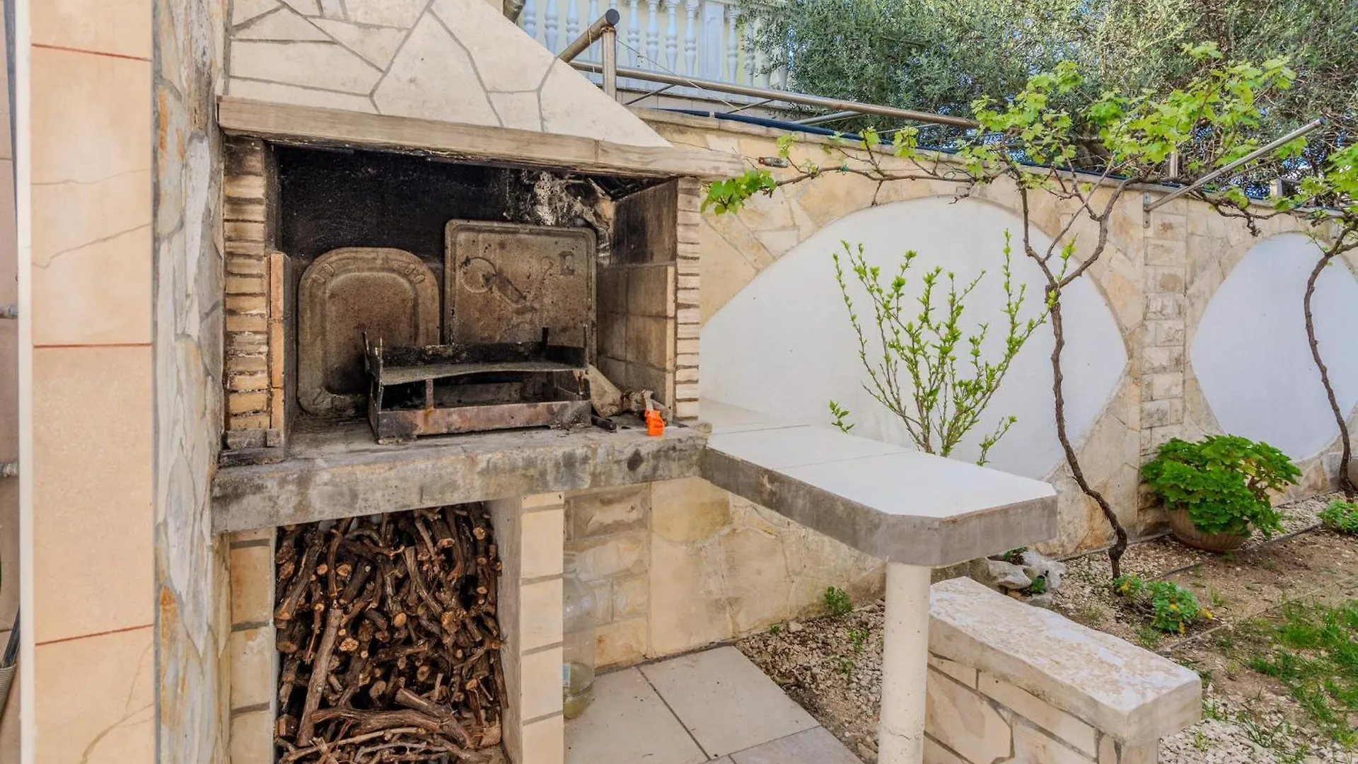 1 Bedroom Cozy Apartment In Nin